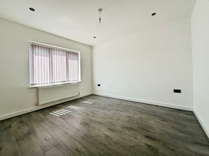 Bedroom 3 - click for photo gallery